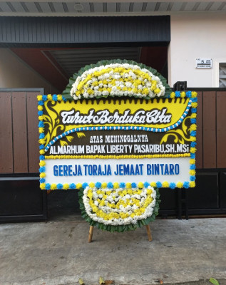 Papan Bunga Duka di Mataram Barat